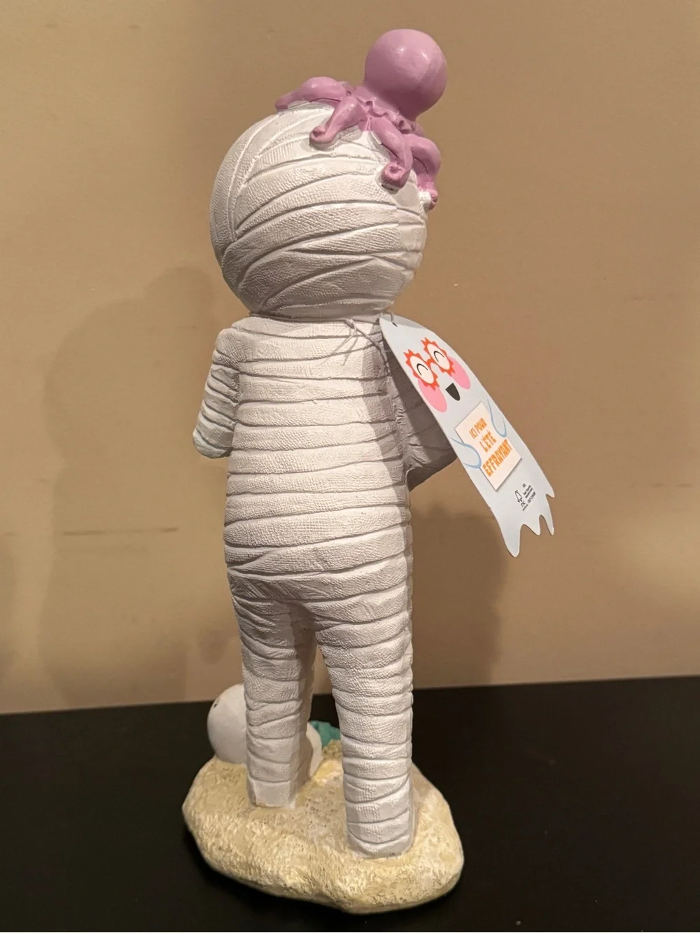 Cute Mummy Figurine with Ice Cream & Seaside figures Halloween